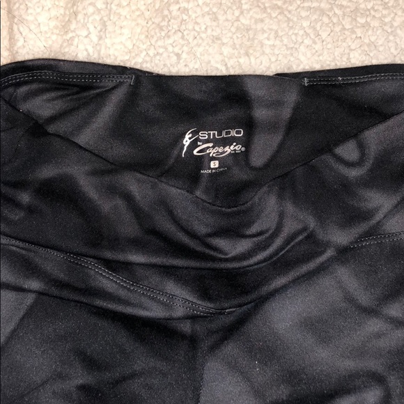 Workout Leggings - Picture 3 of 3